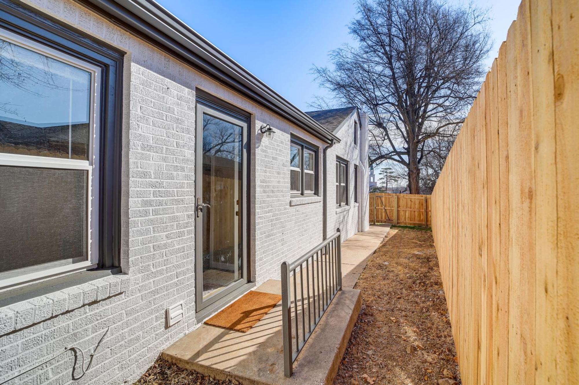 Lovely Tulsa Vacation Rental About 3 Mi To Downtown! Exterior photo